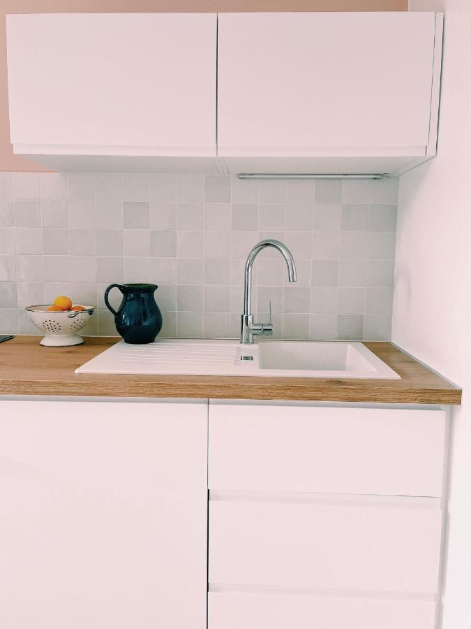 D'architecte A 150 M De La Apartment